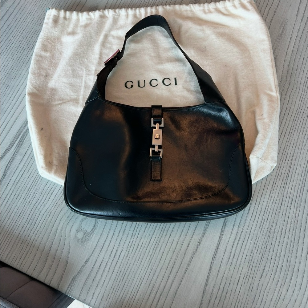 Gucci Black Leather Shoulder Bag with Hobo Silhouette